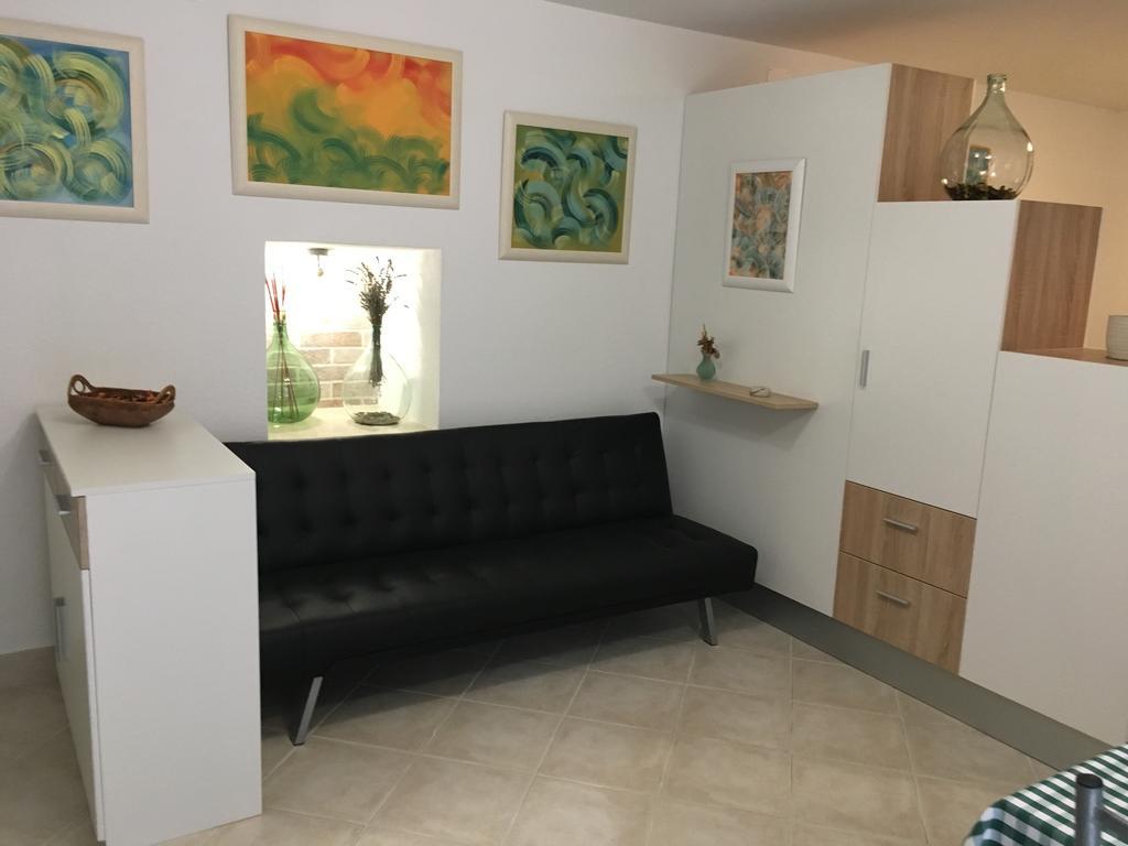 Apartment Filipas Cres Exterior photo