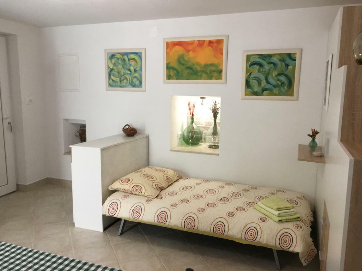Apartment Filipas Cres Exterior photo
