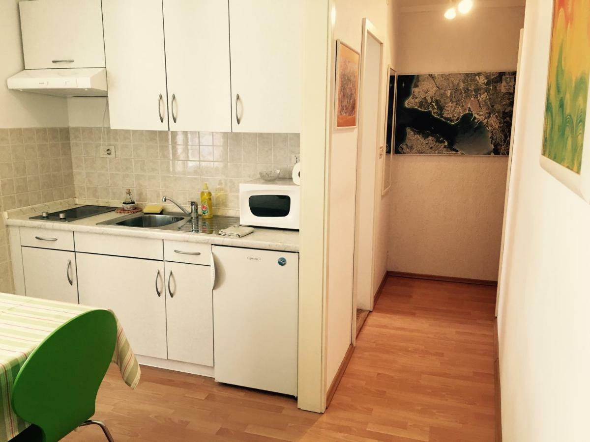 Apartment Filipas Cres Exterior photo